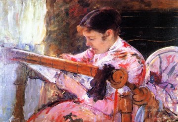 María Cassatt Painting - Lydia en el telar de tapices es madre de sus hijos Mary Cassatt